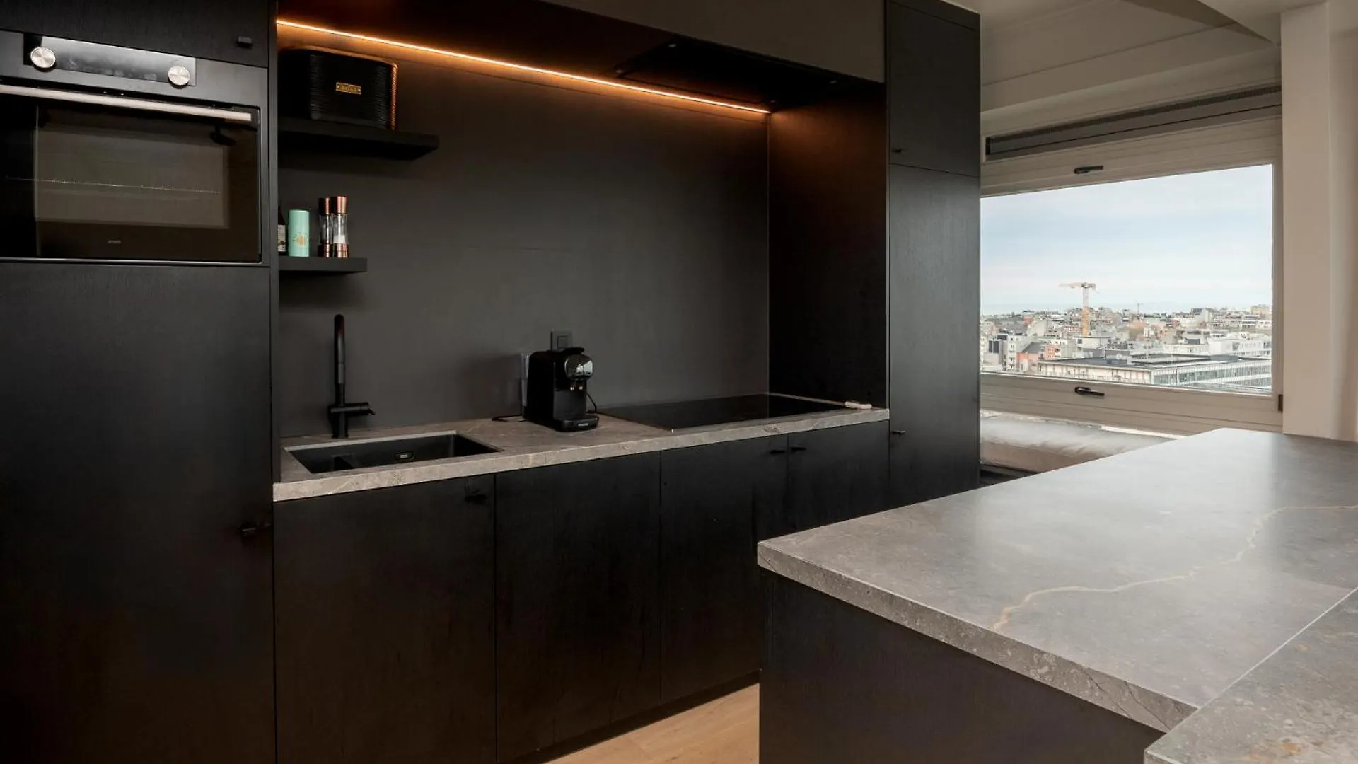 Διαμέρισμα Stunning Views Over Ostend With Garage