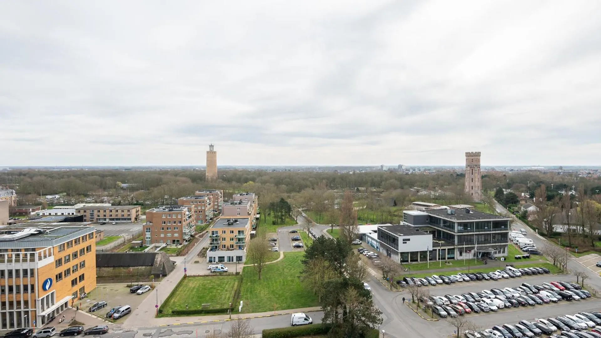 Stunning Views Over Ostend With Garage Apartmán